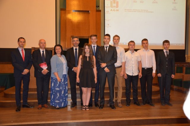 Weronika Mróz – laureatką konkursu Zobaczyć matematykę!!!